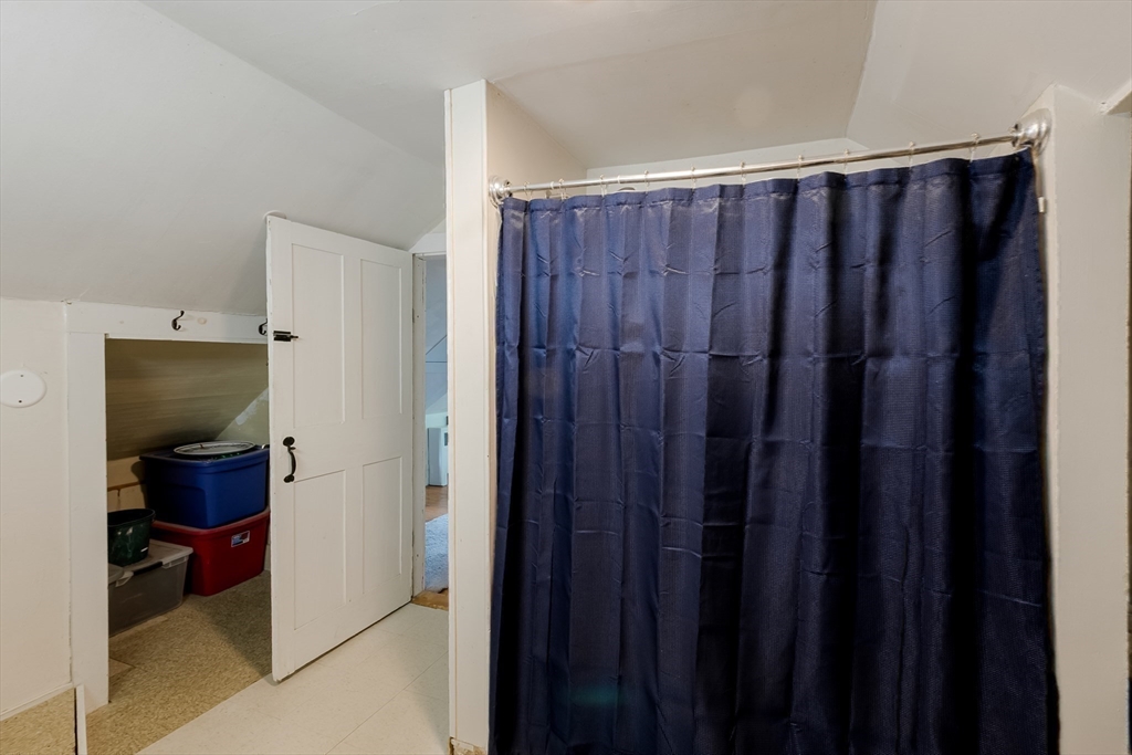 60 Robbins Rd Property Photo 34