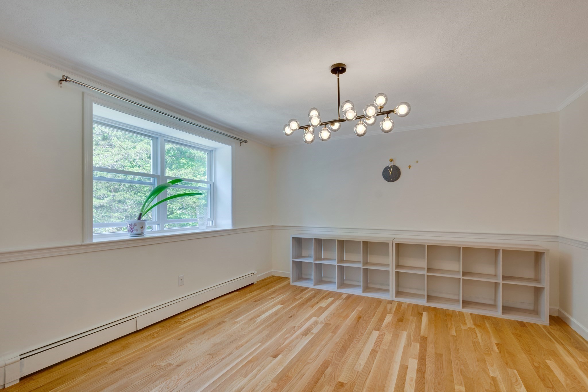 369 Dedham Ave Property Photo 6