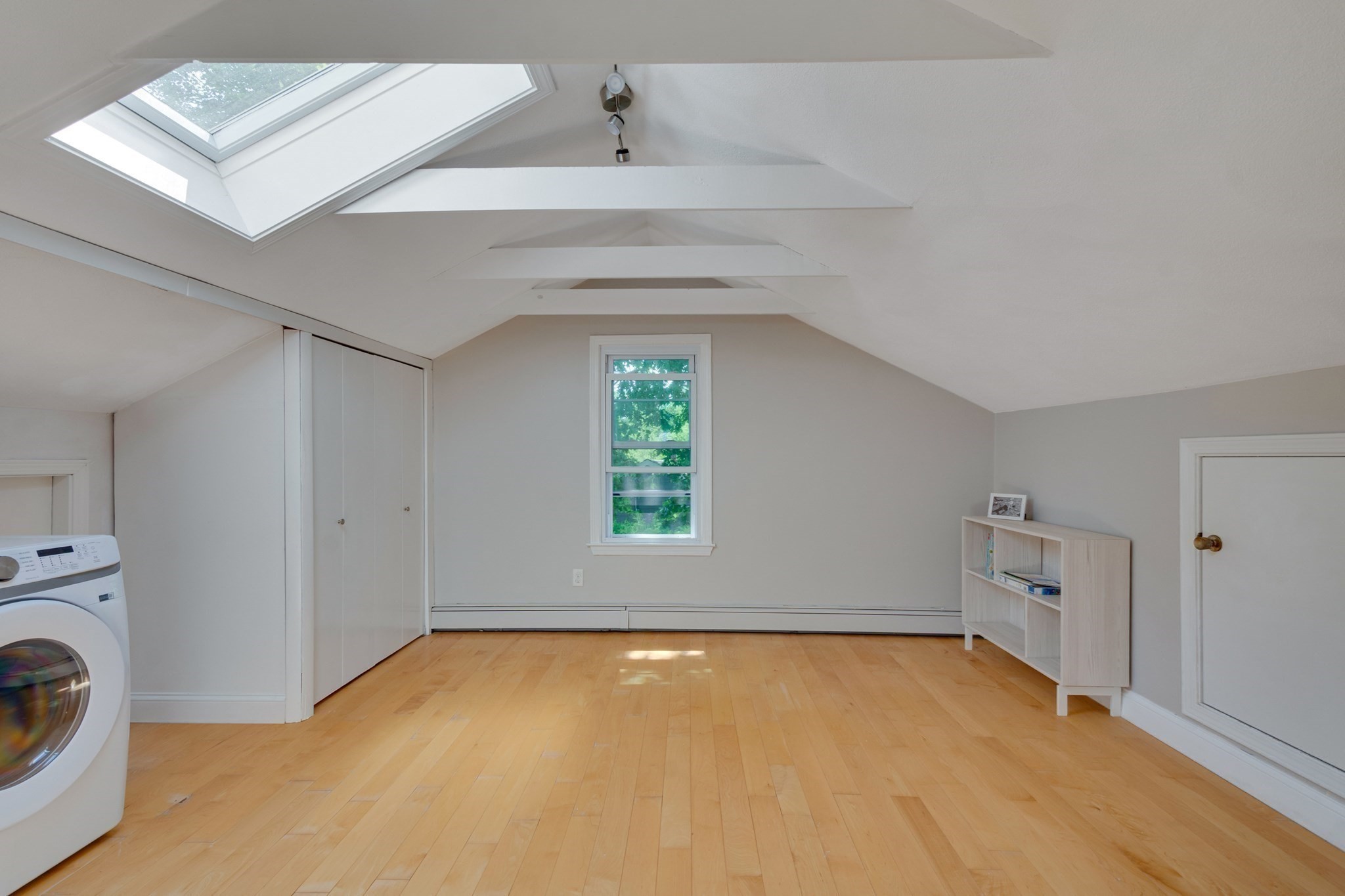 369 Dedham Ave Property Photo 14