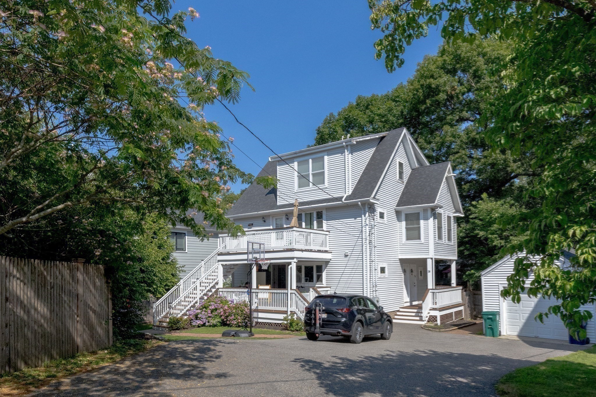 28 Beecher Pl # B Property Photo 35