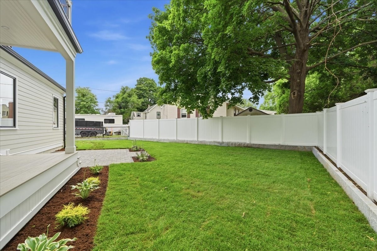 262 River St Property Photo 36