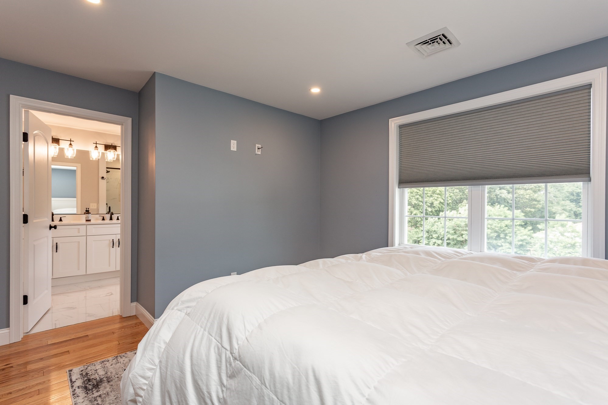 60 Garside St # 6 Property Photo 16