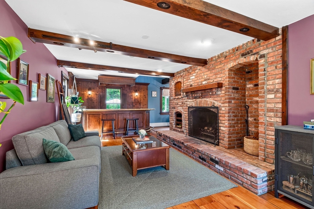 187 Blackstone Street Property Photo 10