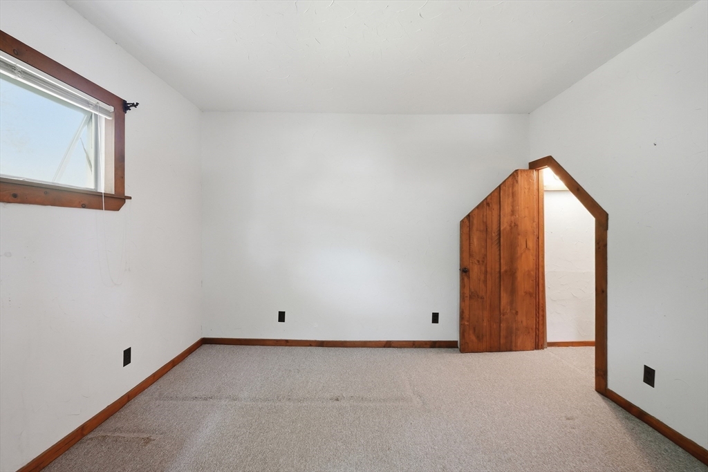 3 Lake Ave Property Photo 21