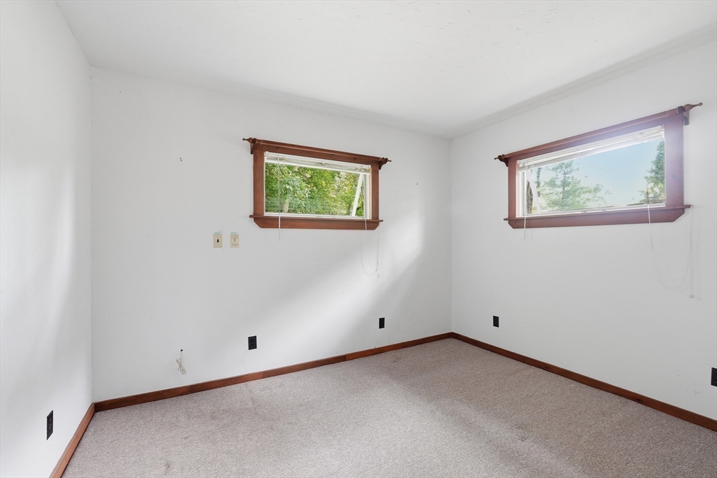 3 Lake Ave Property Photo 23