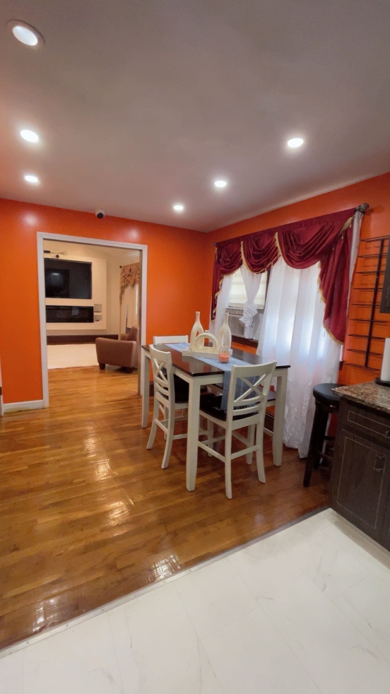 4 Baltic Ave Property Photo 10