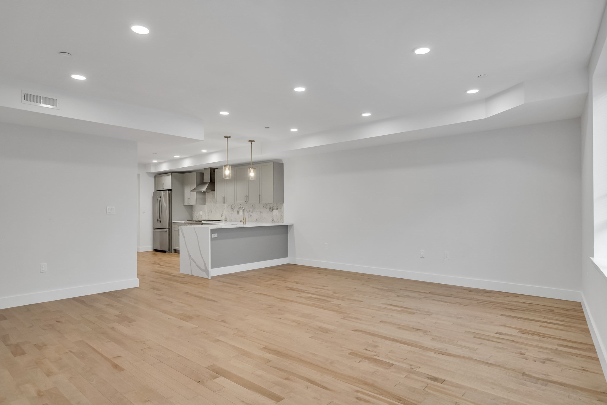 50 Hichborn St # 308 Property Photo 6