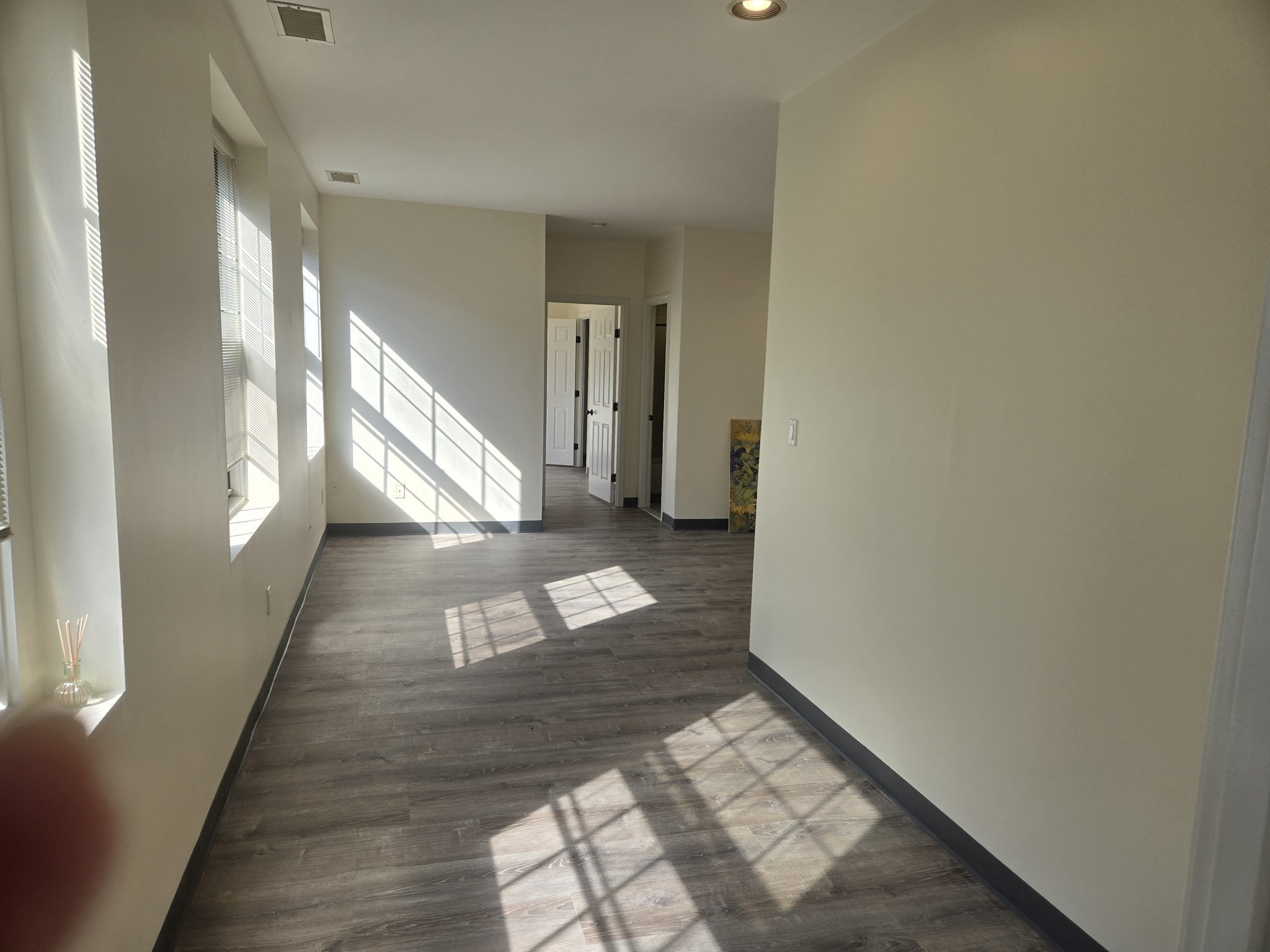 21 Linden St # 320 Property Photo 12