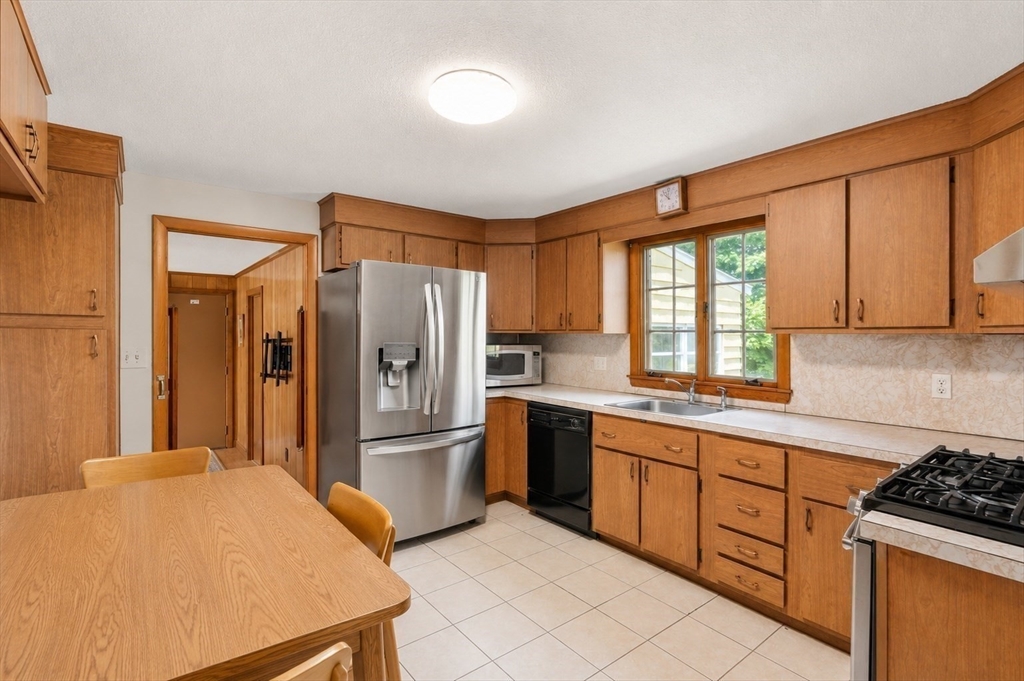 68 Dalton Rd Property Photo 2