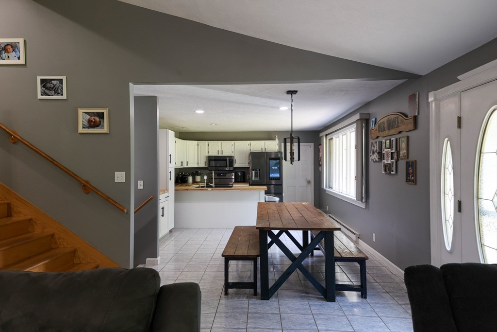 16 Debra Lane Property Photo 10