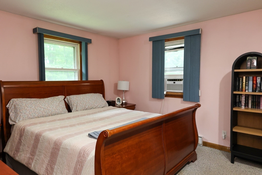 16 Debra Lane Property Photo 17