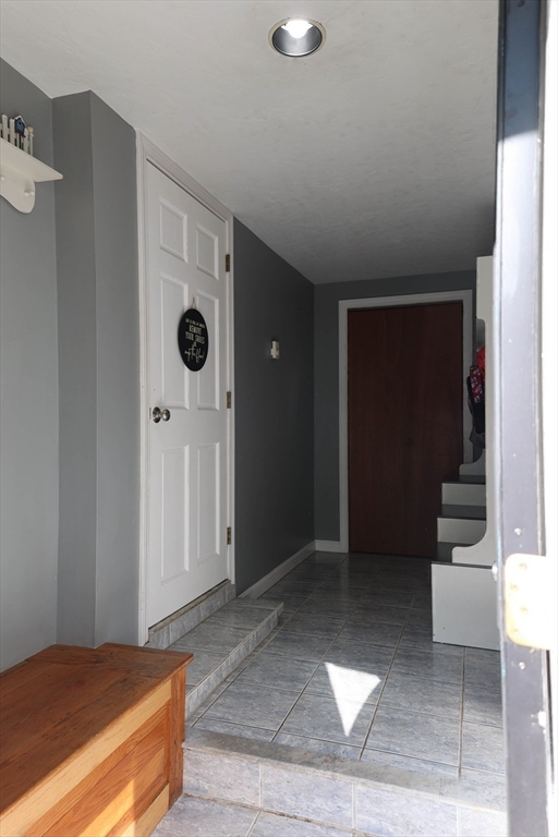 16 Debra Lane Property Photo 34