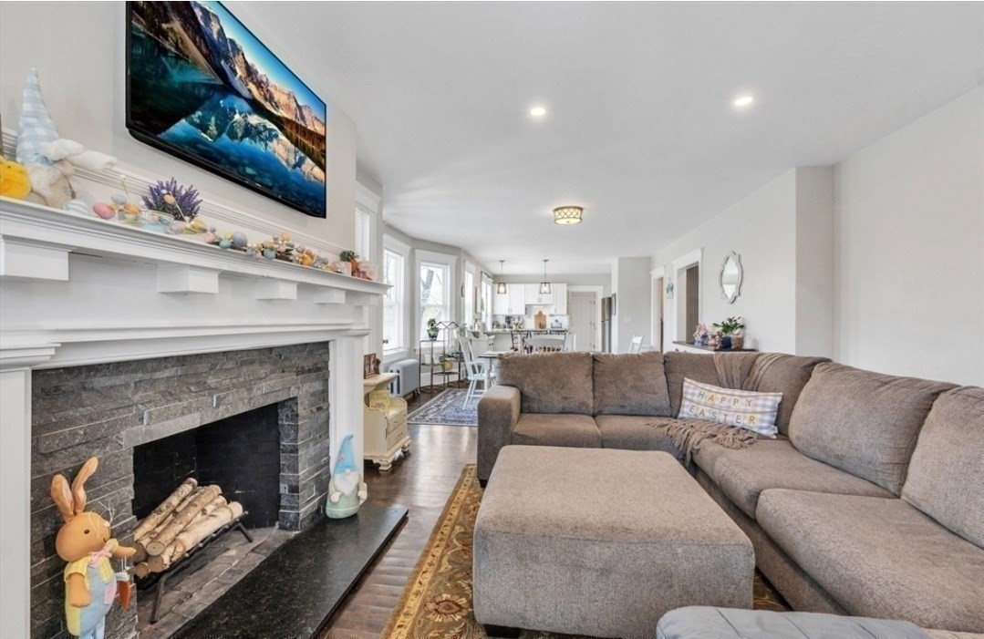 15 Clearview Ave # 2 Property Photo 6
