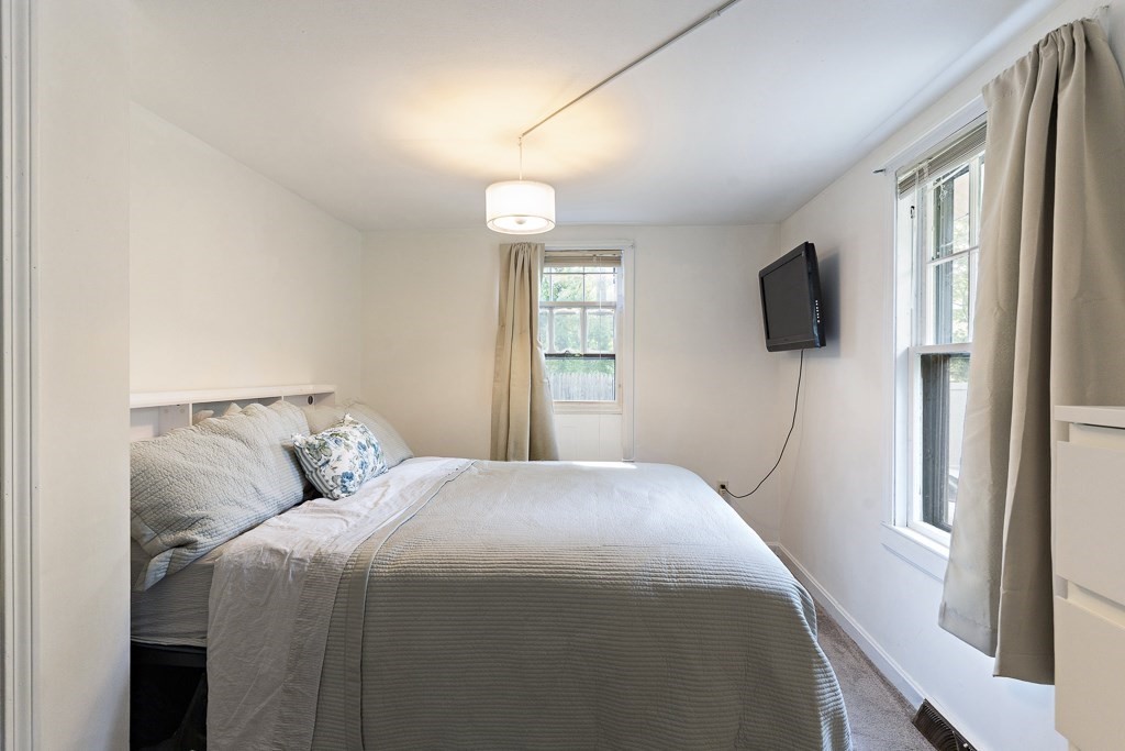 36 Elm Rd. Property Photo 15