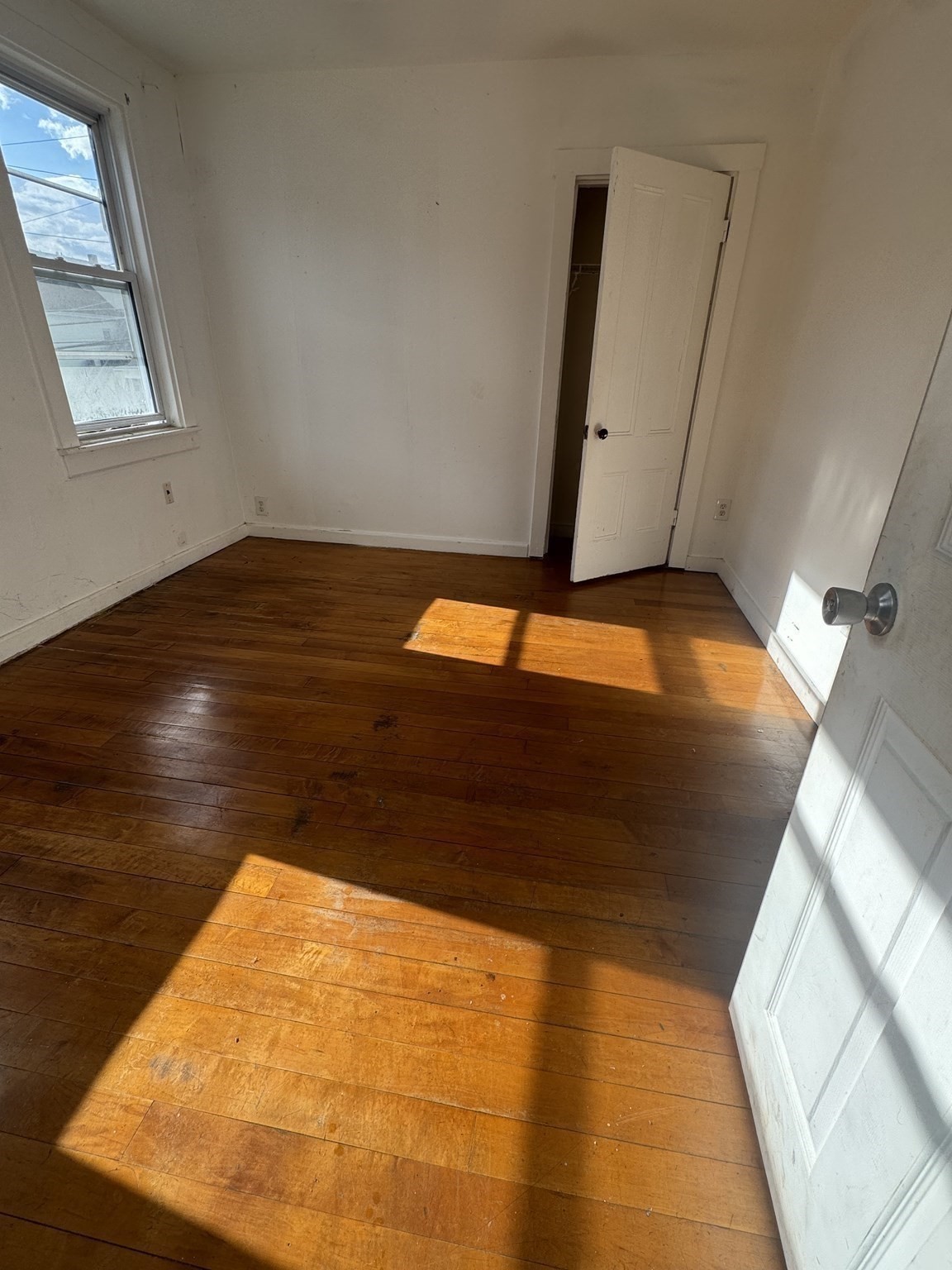 140 Clifton Ave Property Photo 14