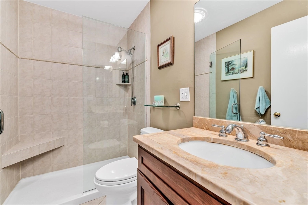 58 Billington Ln # 58 Property Photo 13