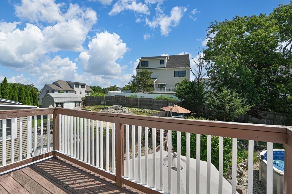 25 Ledge Street Property Photo 28