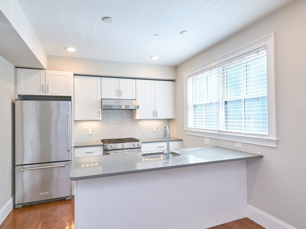 181 Putnam Ave # 181 Property Photo 6