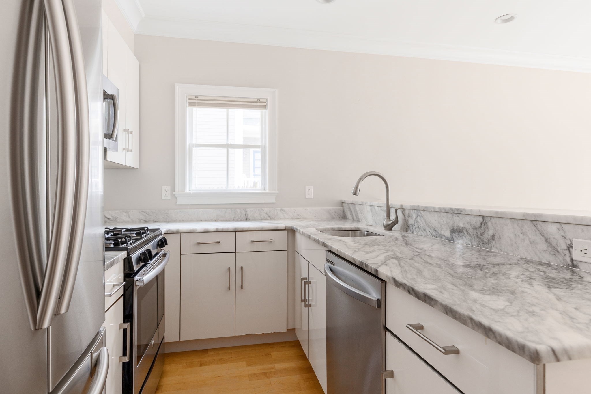 9 Sheridan # 1 Property Photo 1