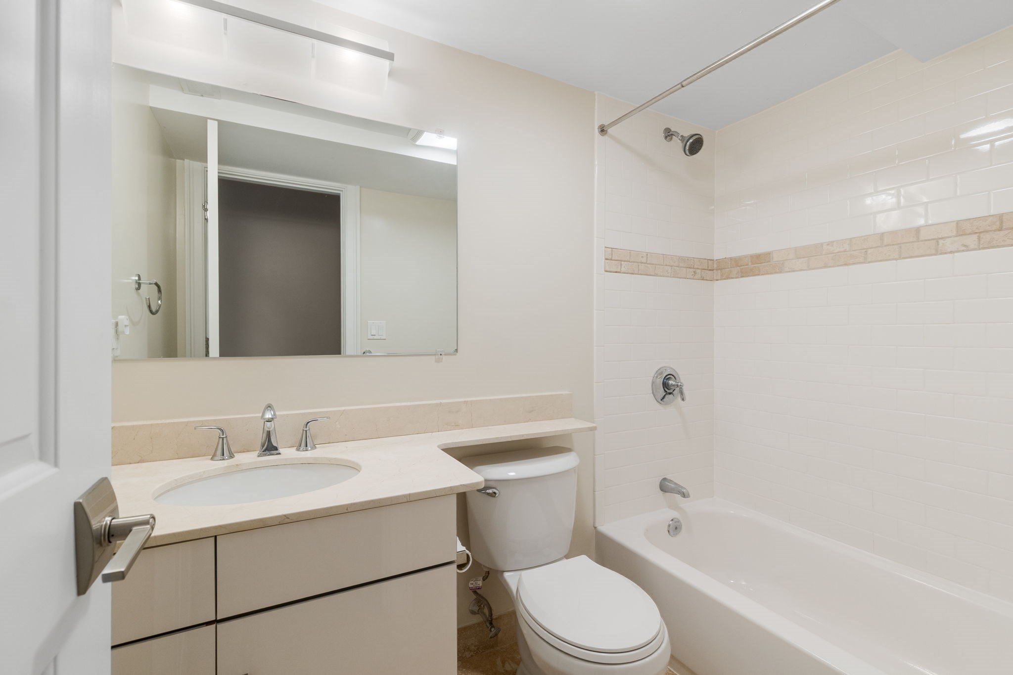 9 Sheridan # 1 Property Photo 16
