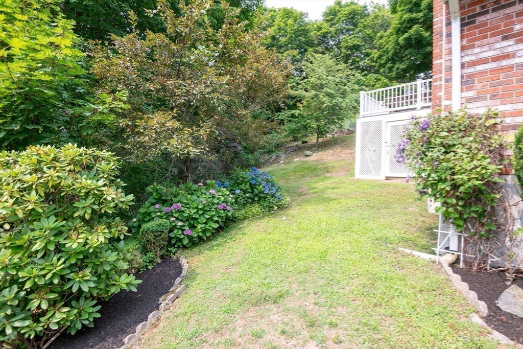 8 Patrick Circle Property Photo 30