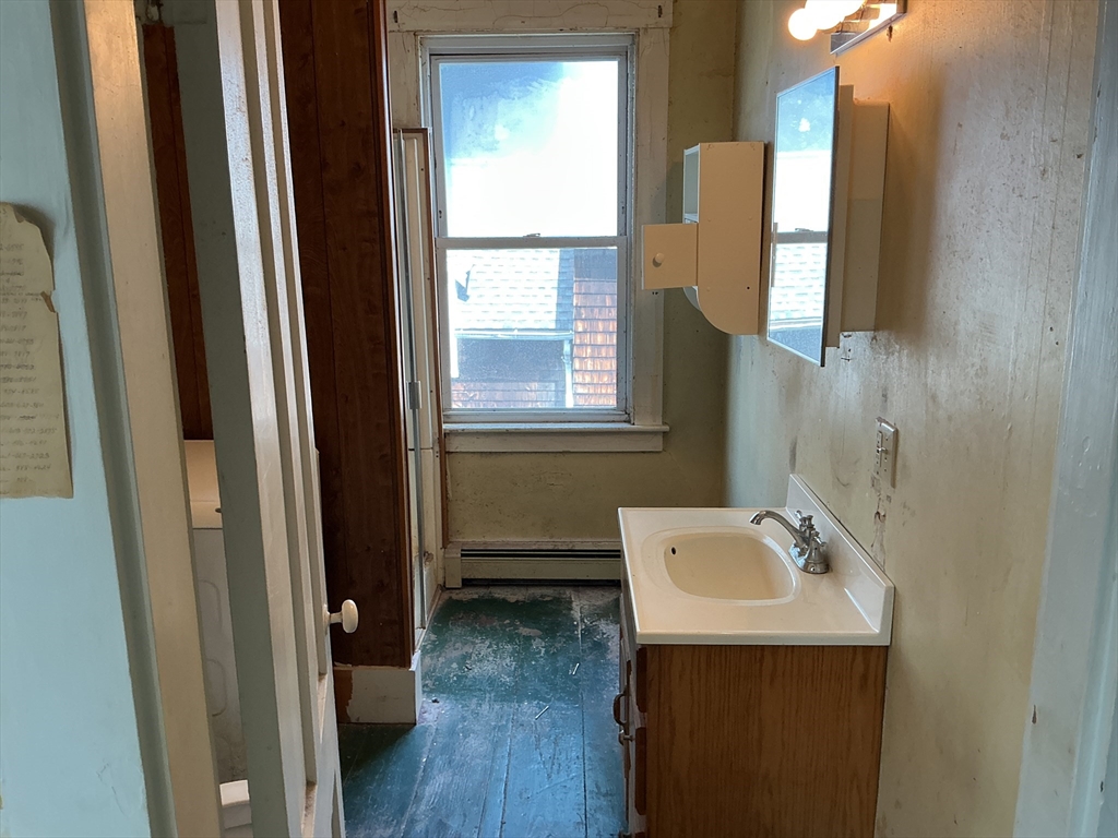 13 Pearl St Property Photo 16