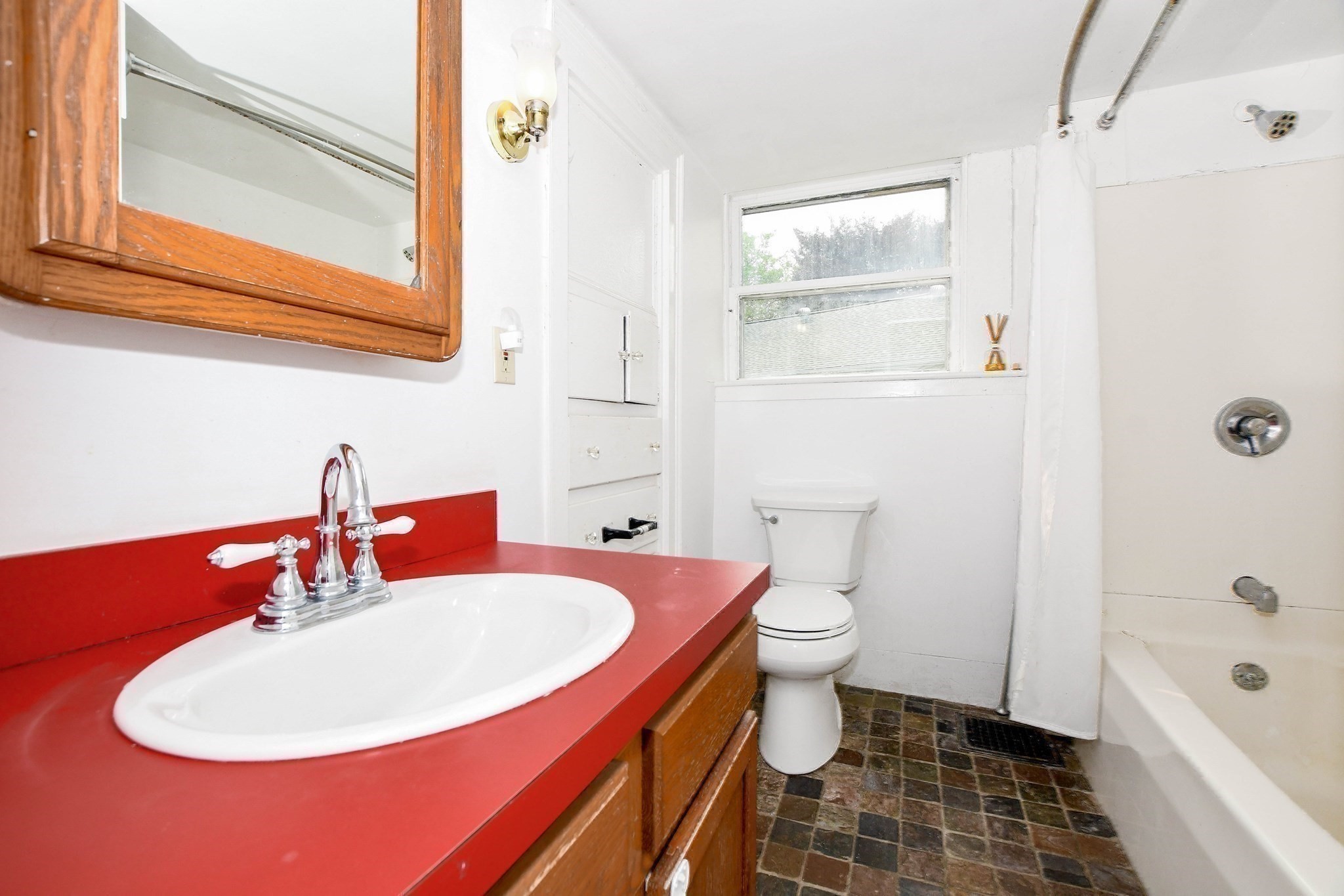 28 Main Street Property Photo 33