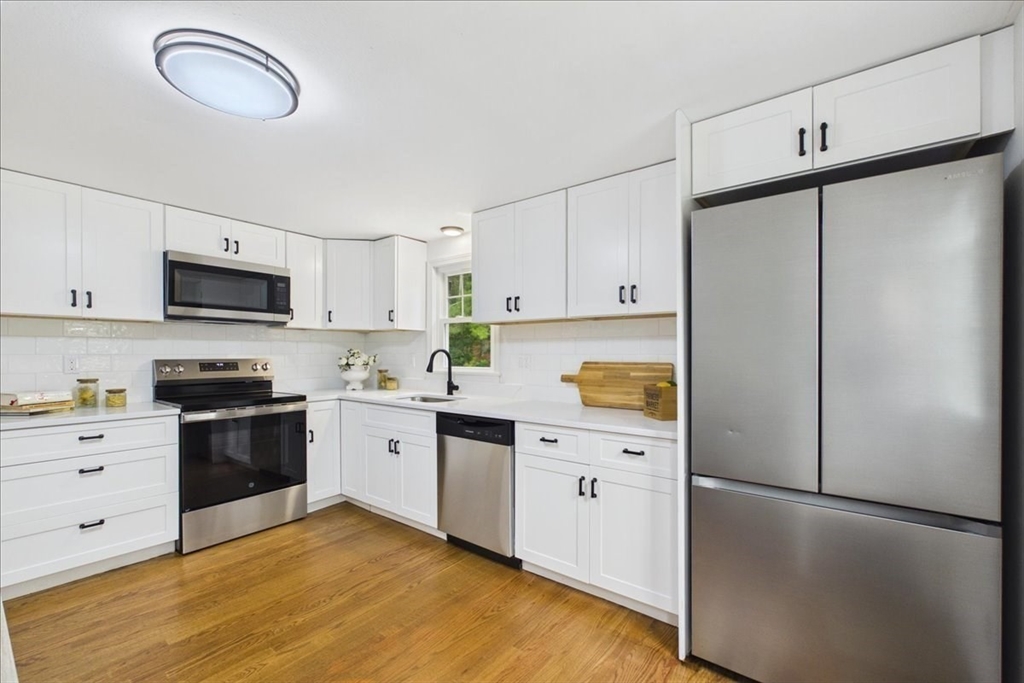 38 Davenport Rd Property Photo 5