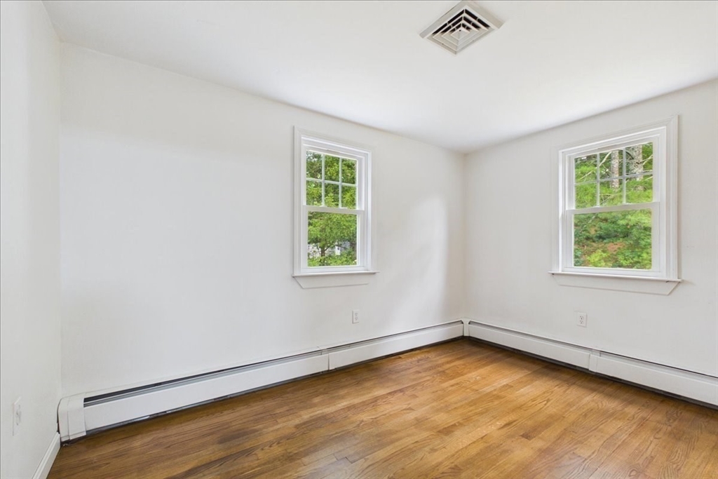38 Davenport Rd Property Photo 22