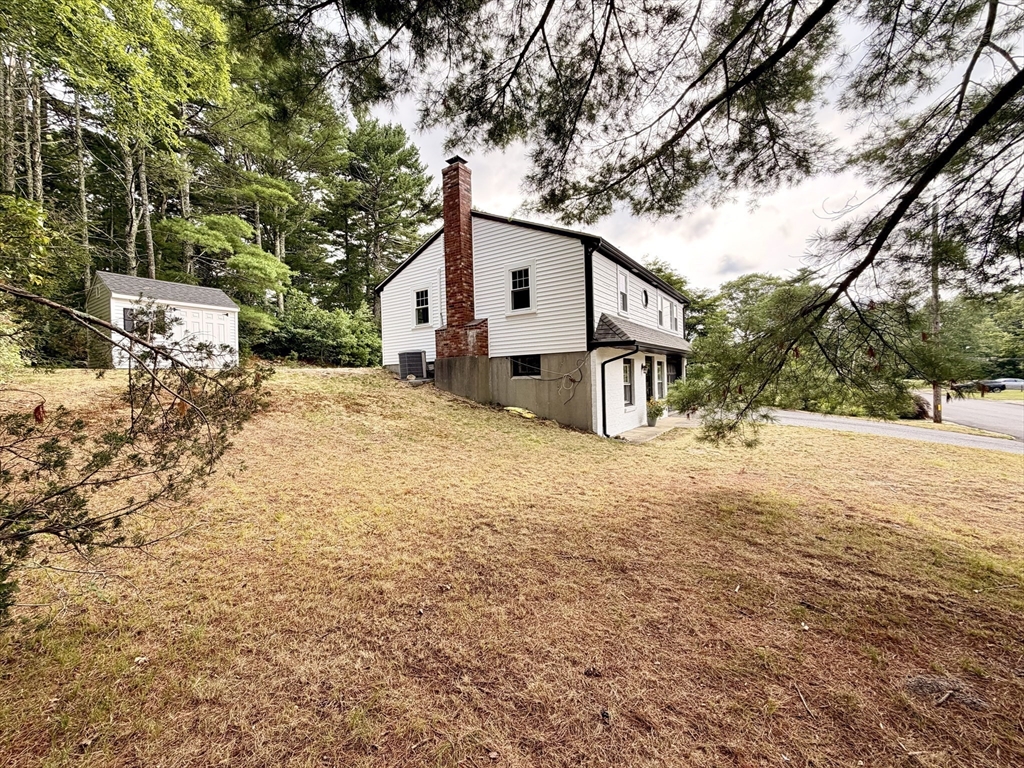 38 Davenport Rd Property Photo 27