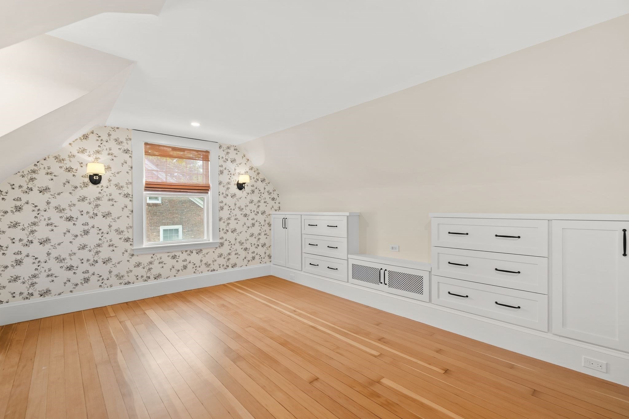 3 Essex Rd Property Photo 26