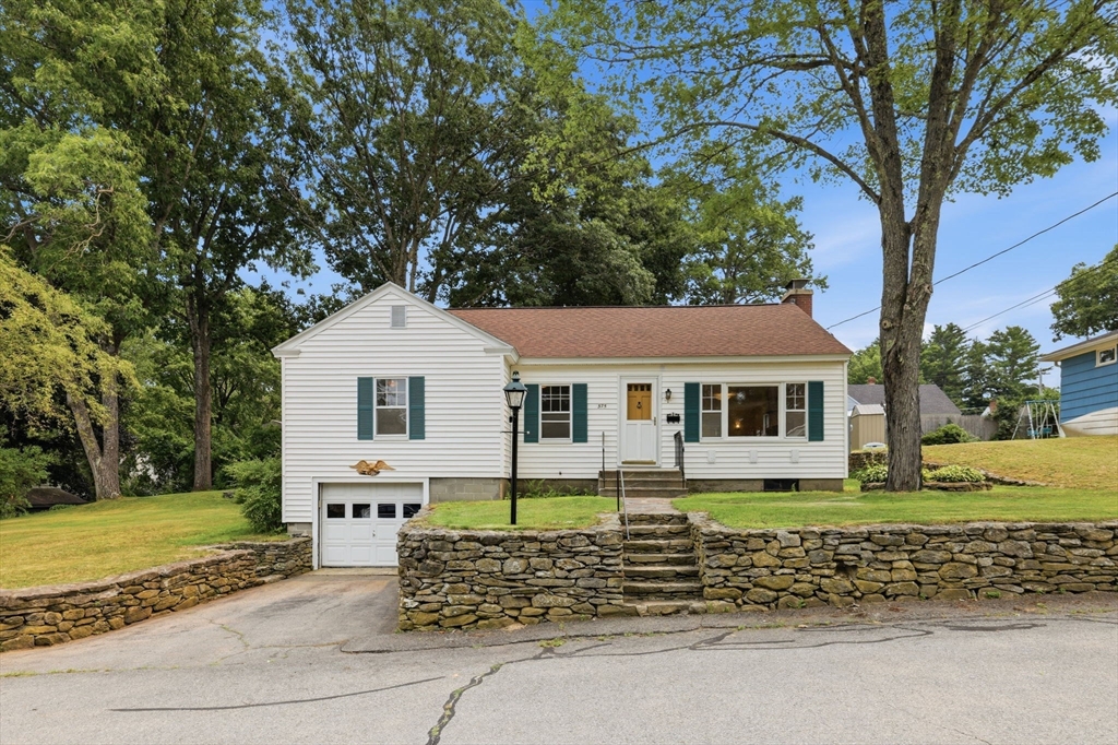 375 Fredette Street Property Photo 1