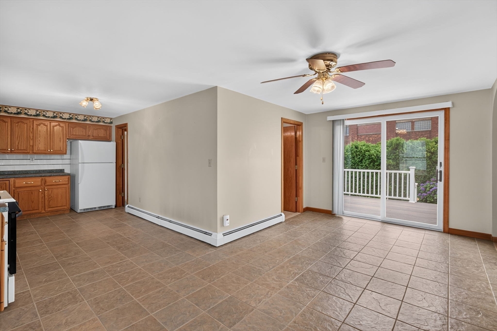 31 Oregon St Property Photo 10