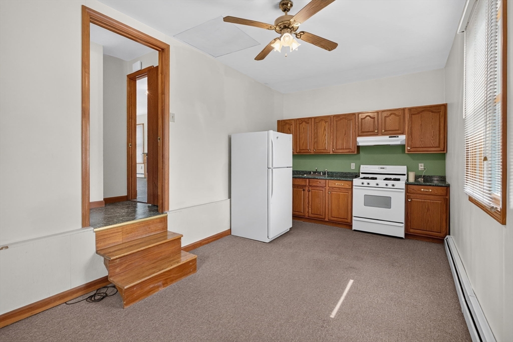 31 Oregon St Property Photo 16
