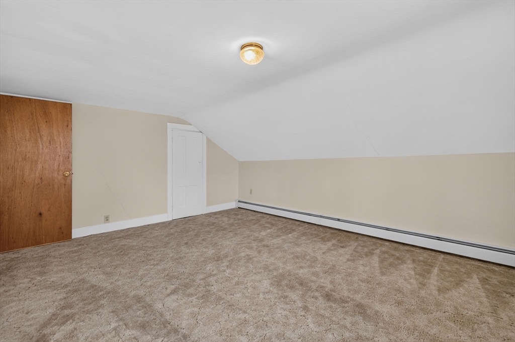 31 Oregon St Property Photo 20