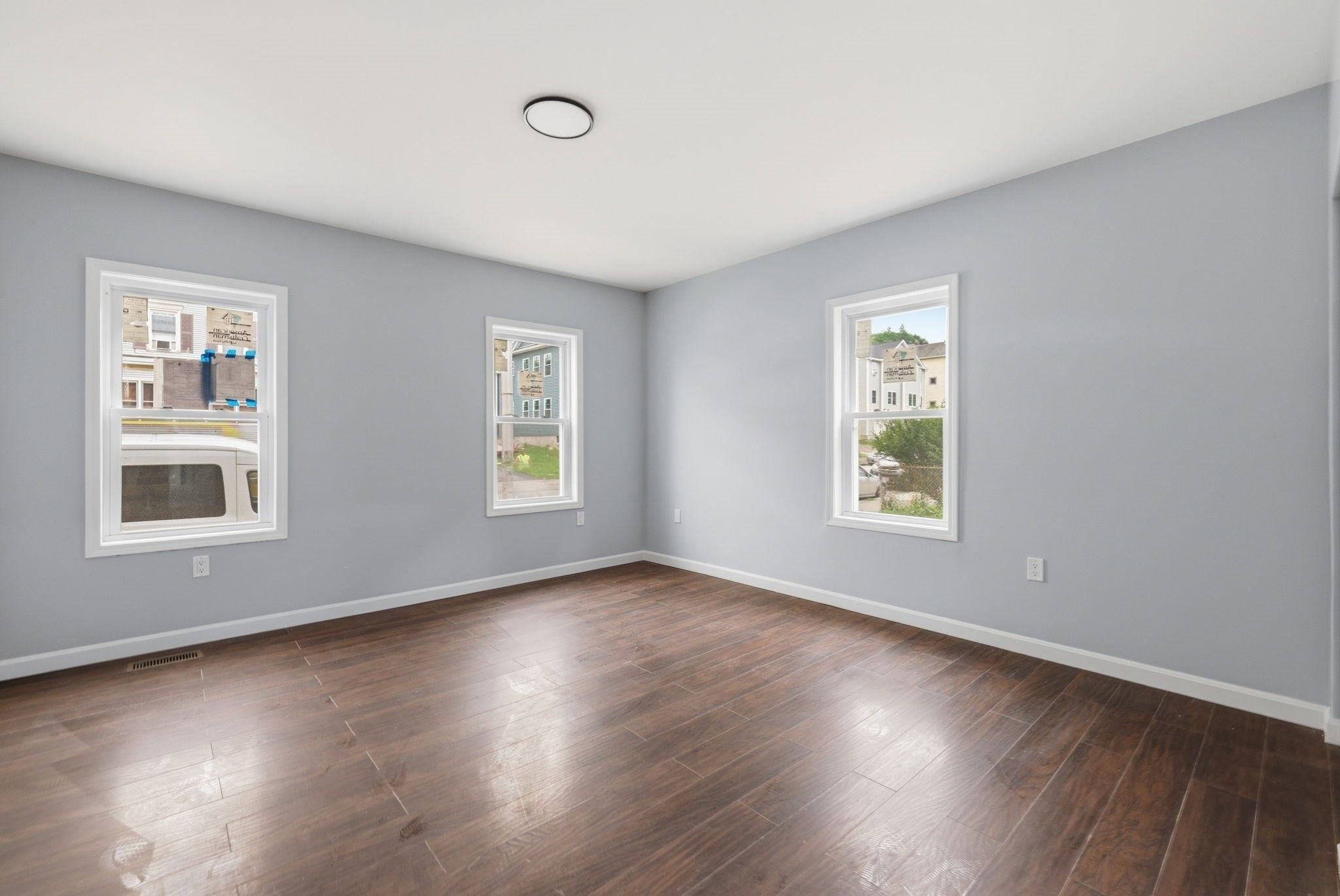 14 Cutler St Property Photo 13
