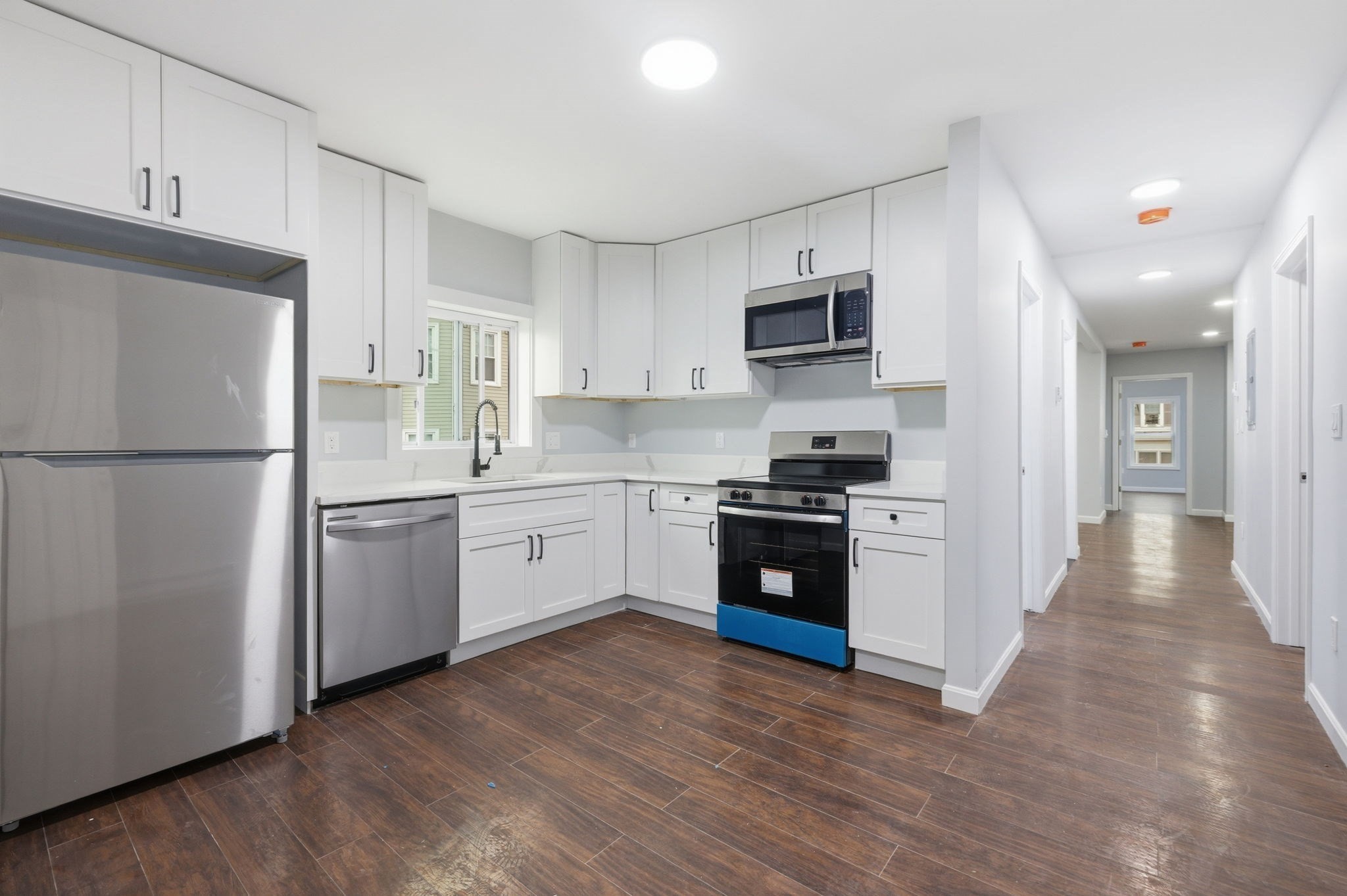 14 Cutler St Property Photo 24