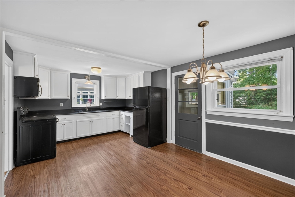 414 Archer St Property Photo 14