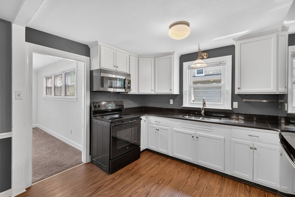 414 Archer St Property Photo 16