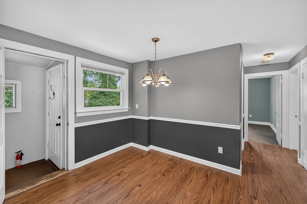 414 Archer St Property Photo 17