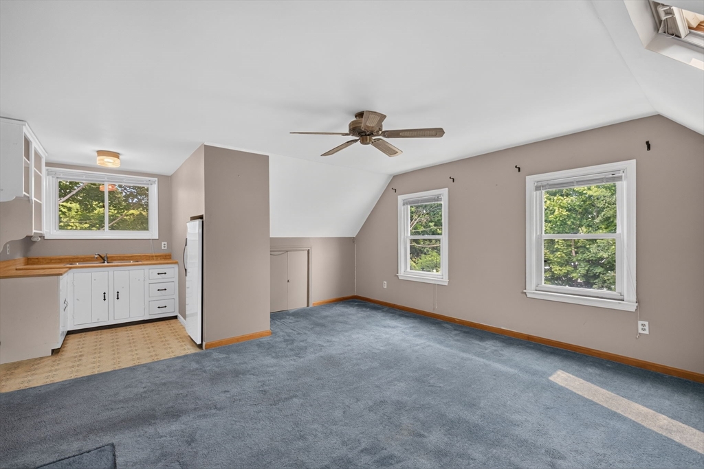 414 Archer St Property Photo 26