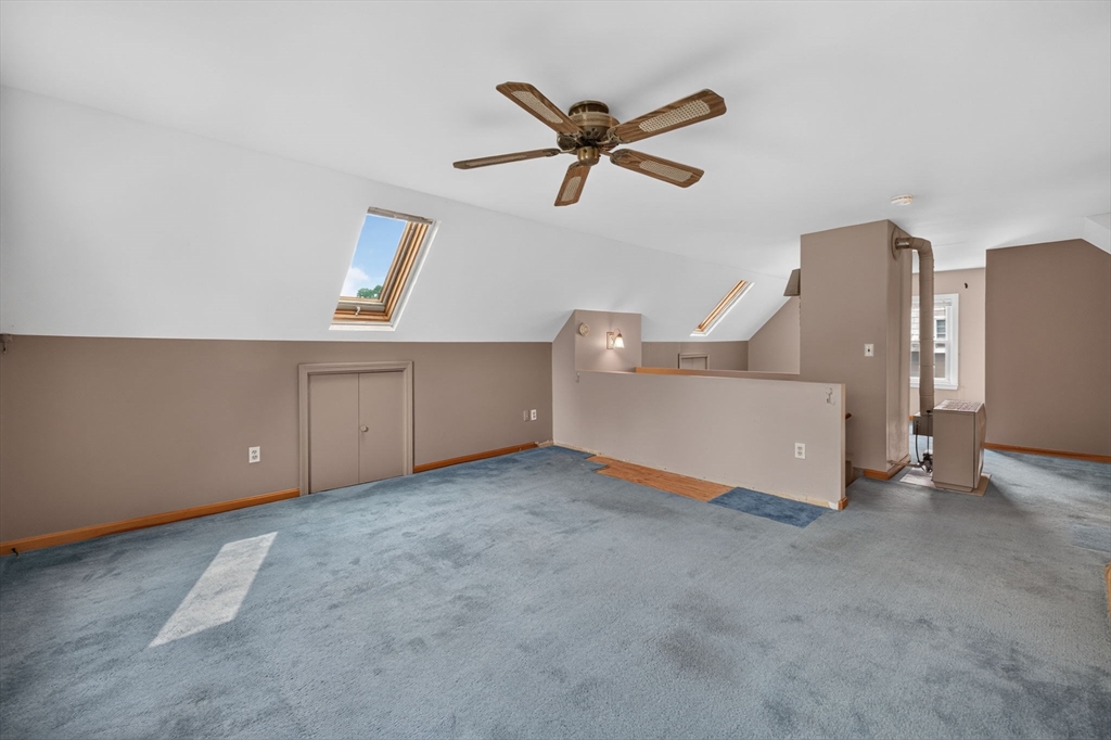 414 Archer St Property Photo 28