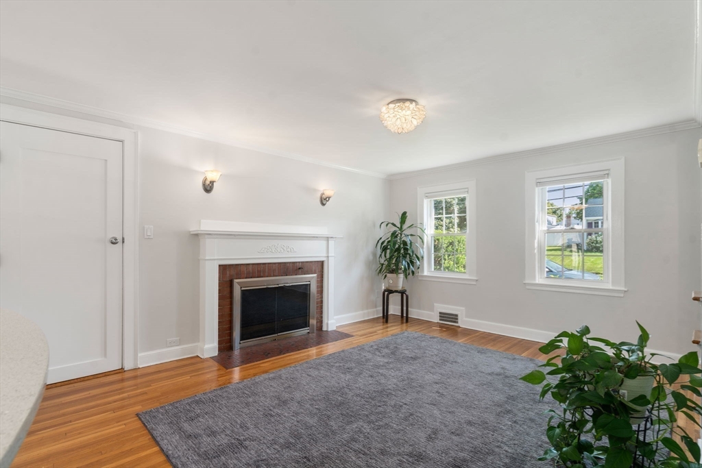 32 Grosvenor Rd Property Photo 4