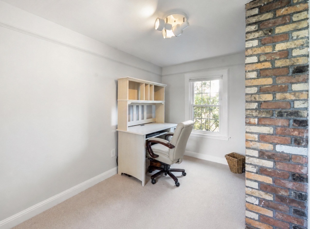 32 Grosvenor Rd Property Photo 16