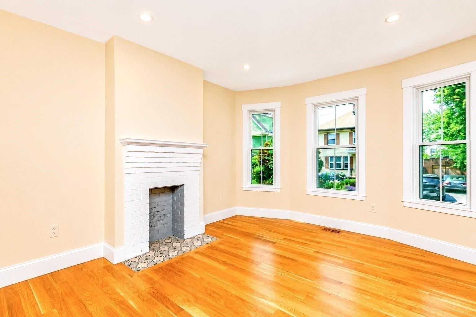 43 Taft Ave Property Photo 4