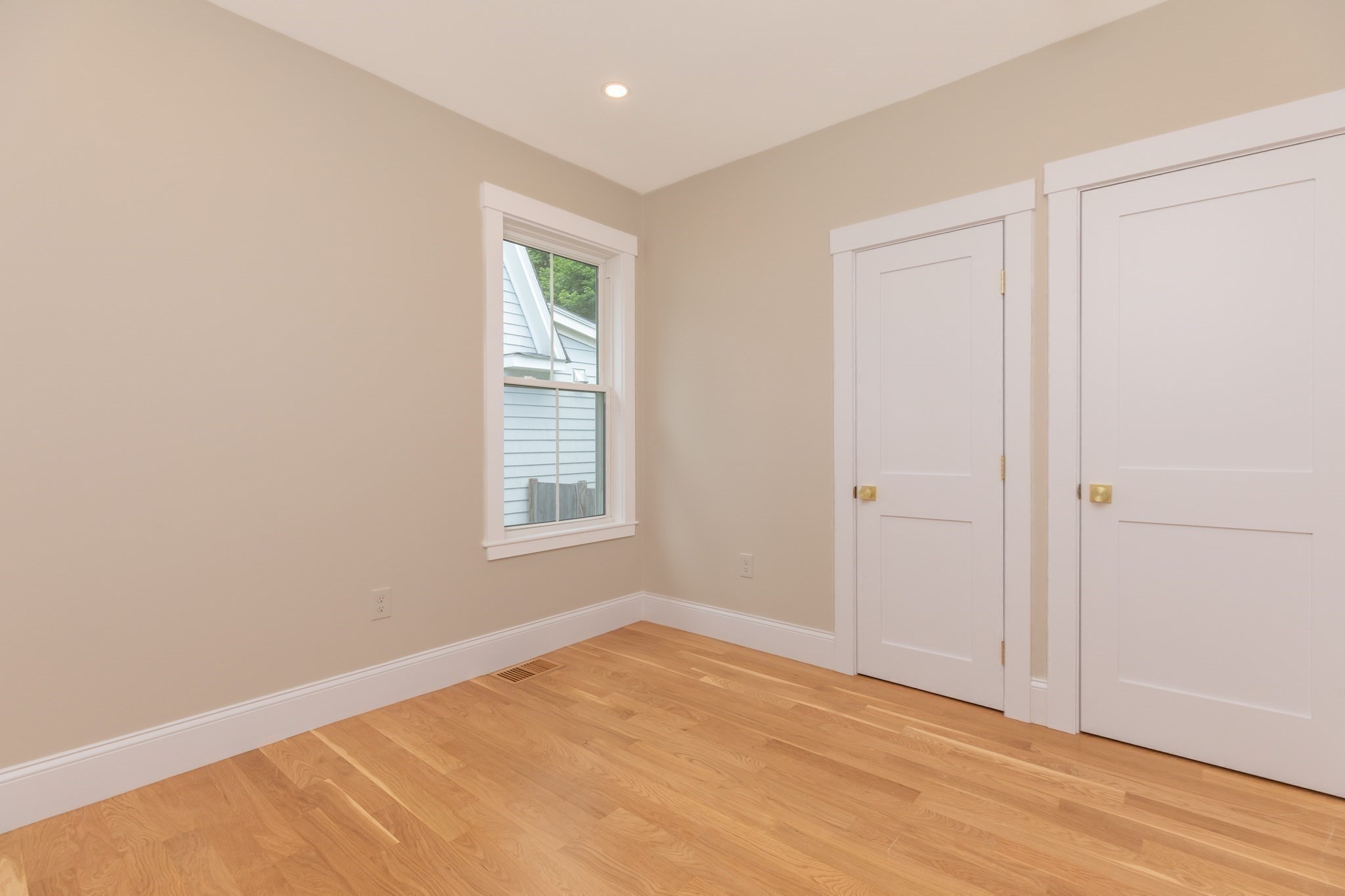43 Taft Ave Property Photo 20