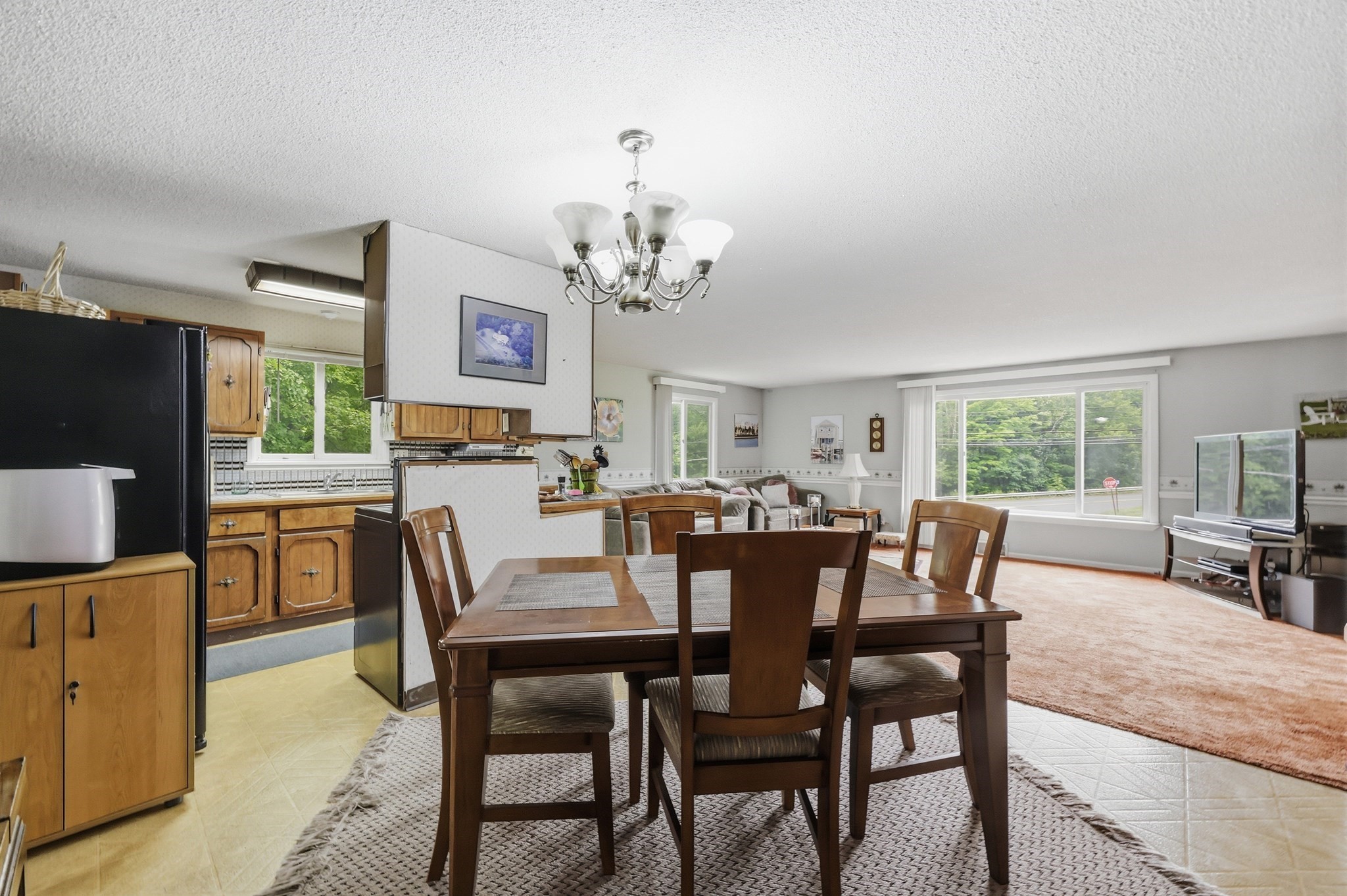 1303 Calkins Rd Property Photo 11