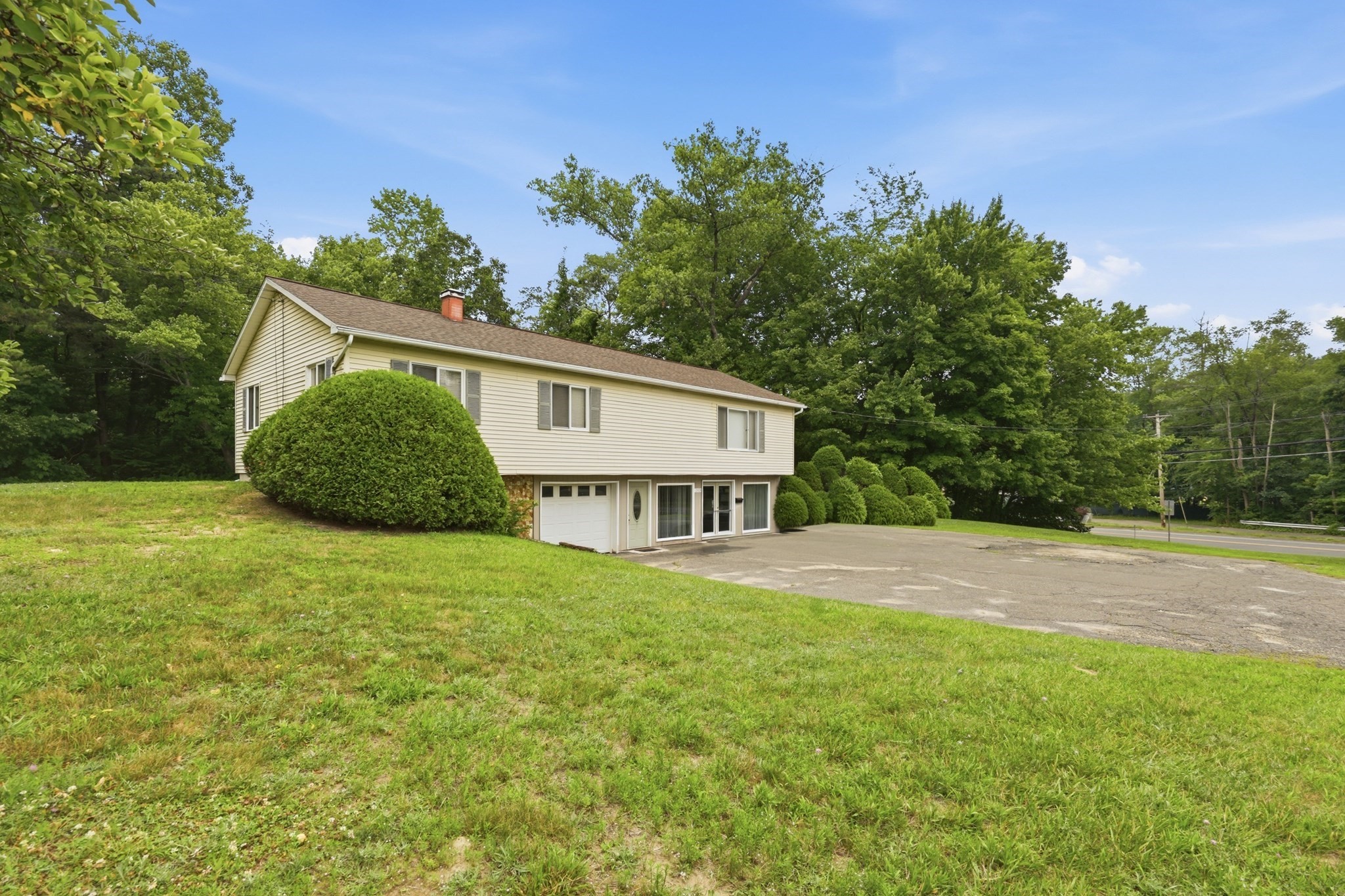 1303 Calkins Rd Property Photo 34