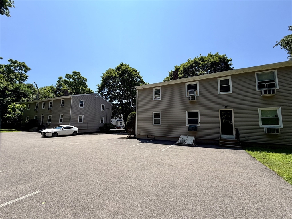 224 Chestnut Street Property Photo 4
