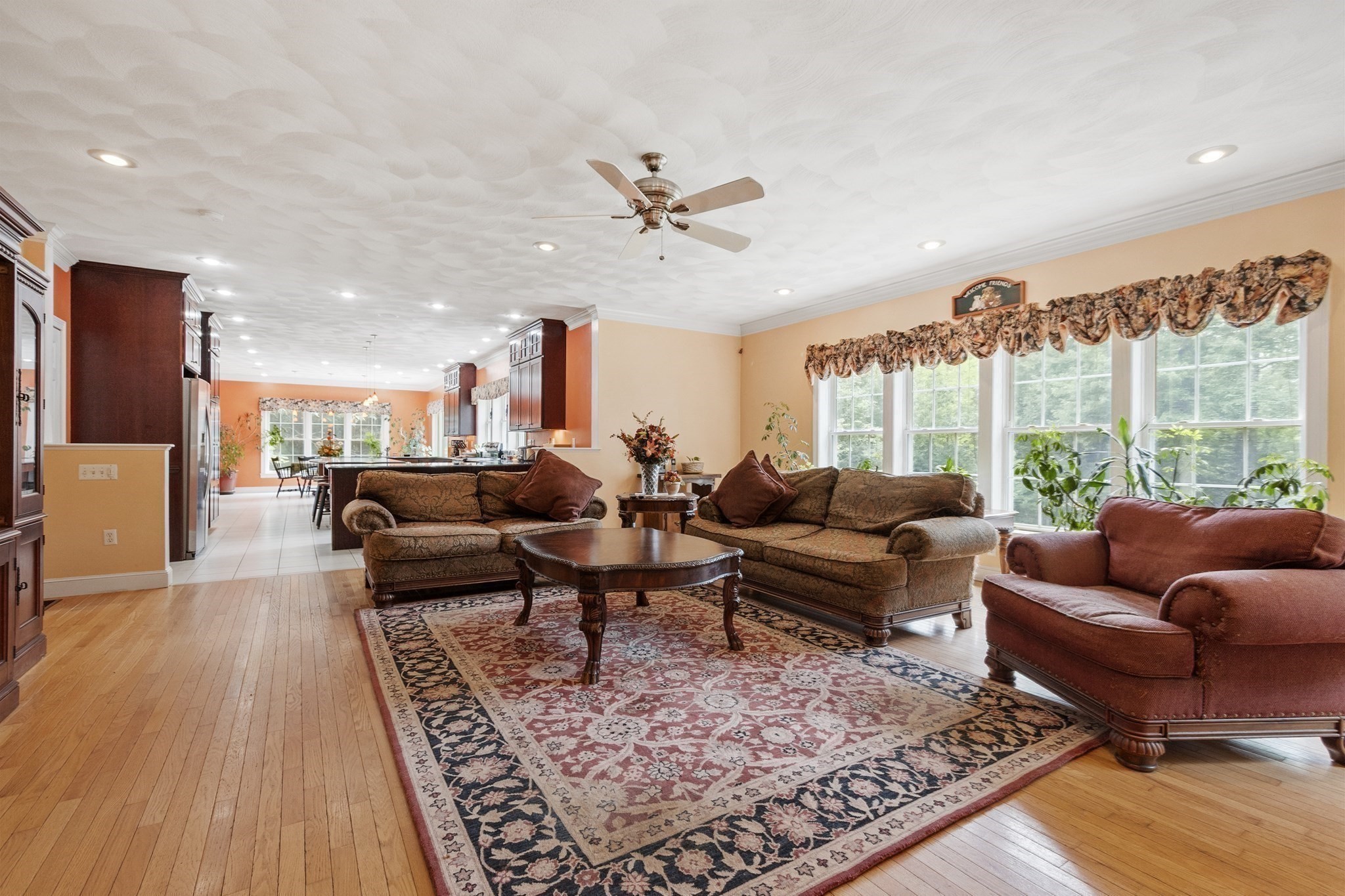 18 Lawrence St Property Photo 14